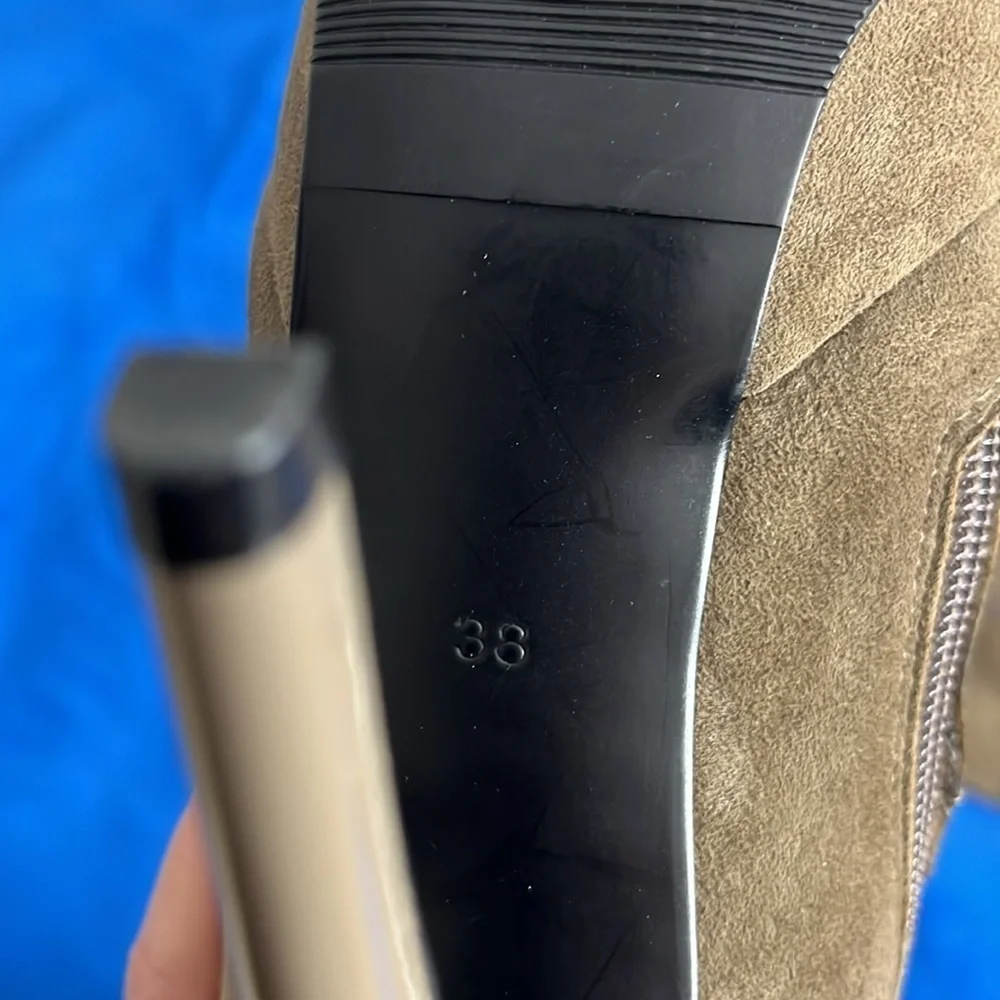 ⭐️ Sexy Knee-high platform boots with sparkle design- size 38 - Picture 12 of 15